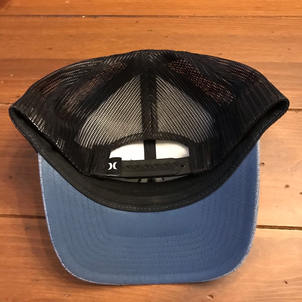 Hurley SnapBack - Picture 2 of 3